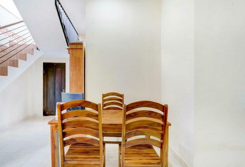 Отель Vaccinated Staff  Oyo 90022 Puri Kramas Canggu