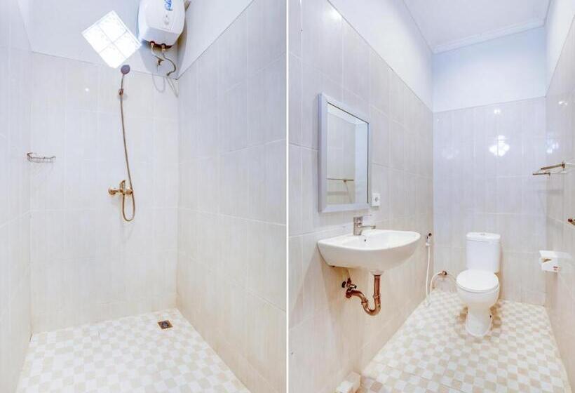 Отель Vaccinated Staff  Oyo 90022 Puri Kramas Canggu