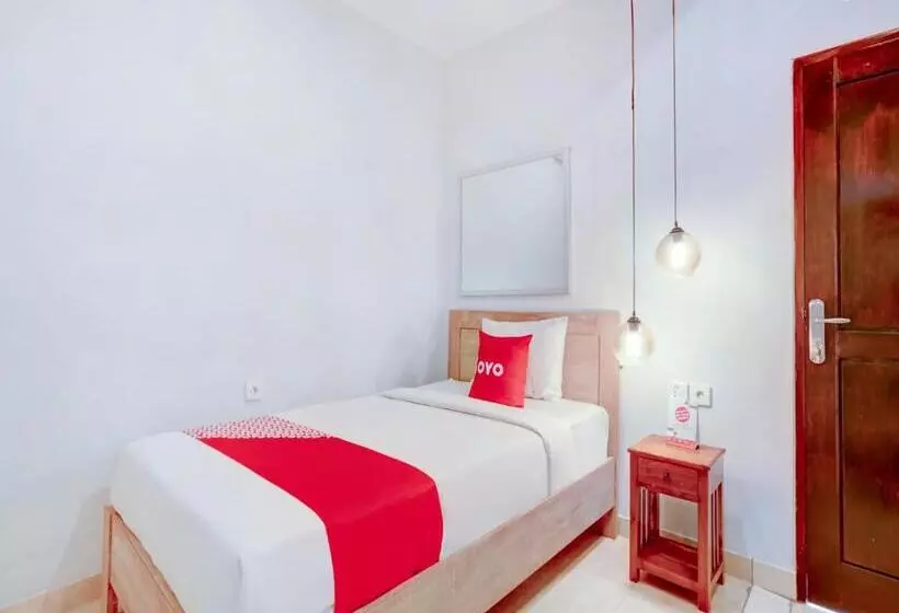 ホテル Vaccinated Staff  Oyo 90022 Puri Kramas Canggu