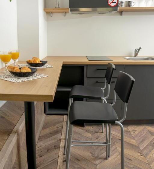 House 22a Apartments