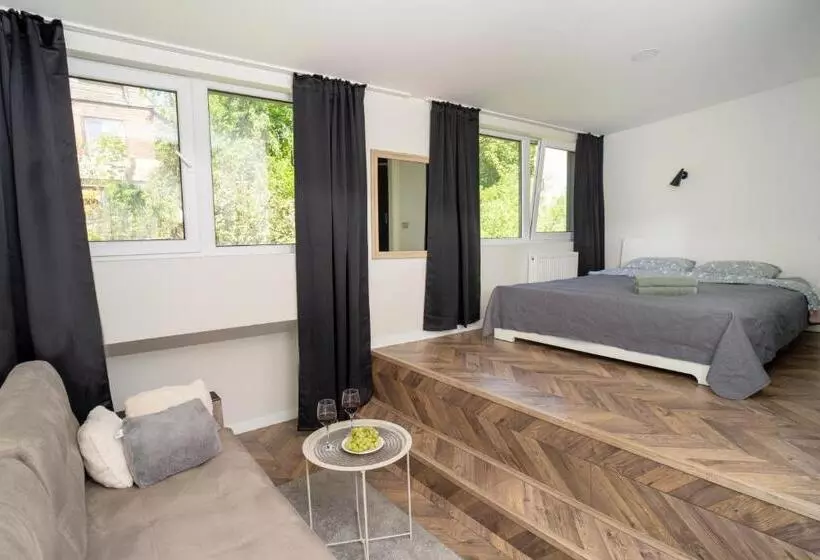 House 22a Apartments