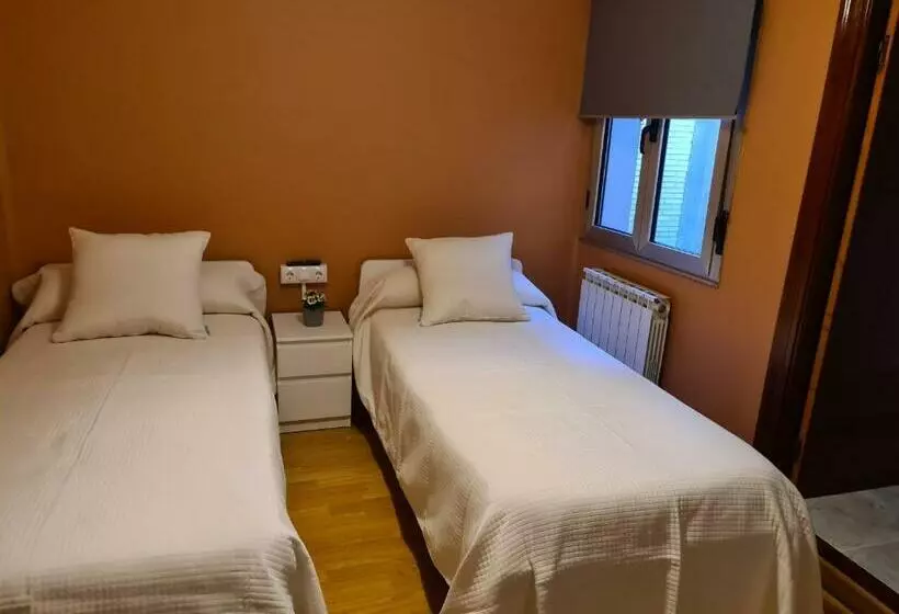 ペンション El Vasco Rooms