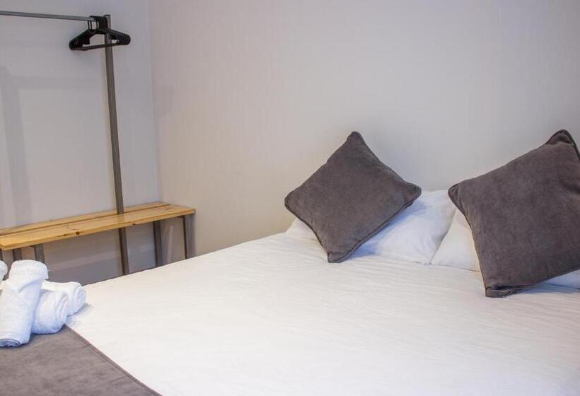 Pensión B4r Self Check In