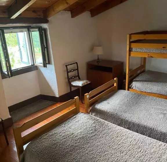 Albergue Rectoral De Romean