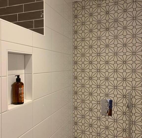 مبيت وإفطار Dorpslogies Adema