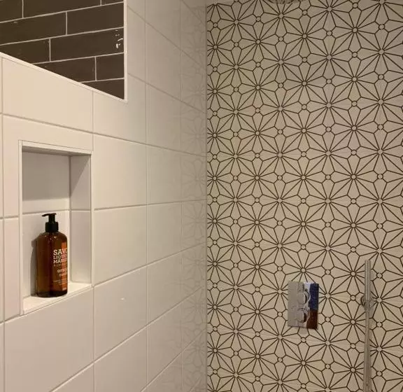 ベッドアンドブレックファースト Dorpslogies Adema