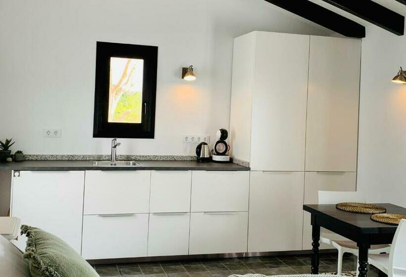 Bed and Breakfast Finca Bona Nit