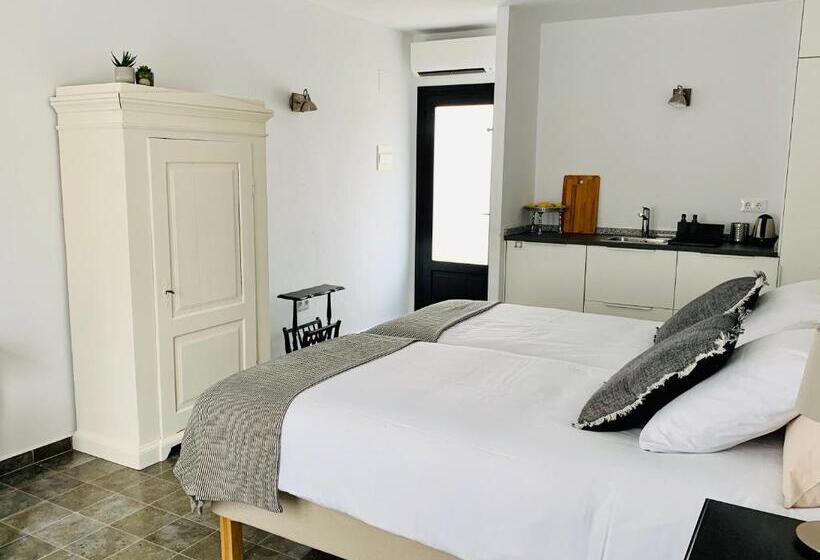 Bed and Breakfast Finca Bona Nit