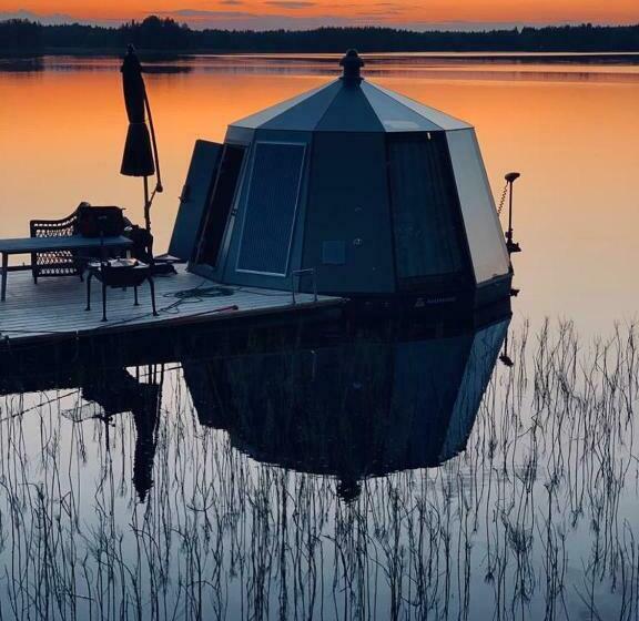 ホテル Peace & Quiet