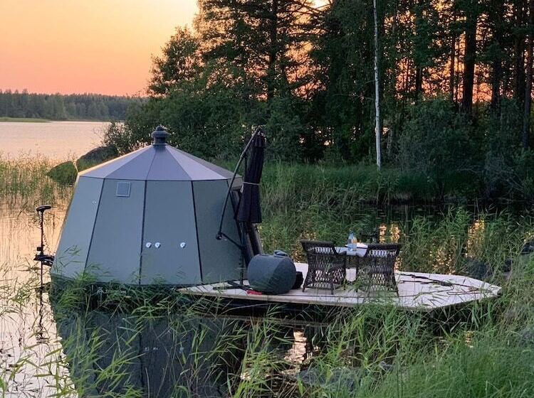 ホテル Peace & Quiet