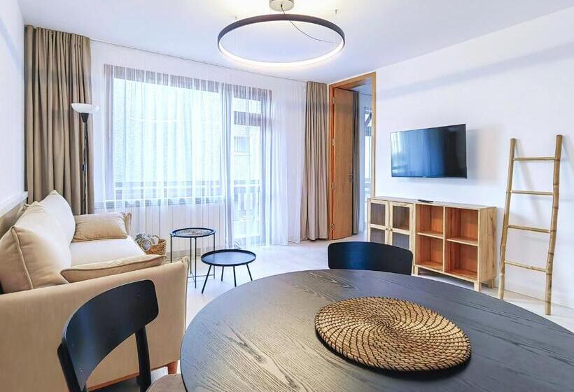 פנסיון Guest House 7