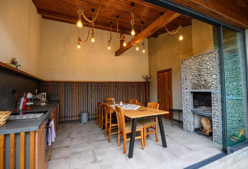 פנסיון Guest House 7