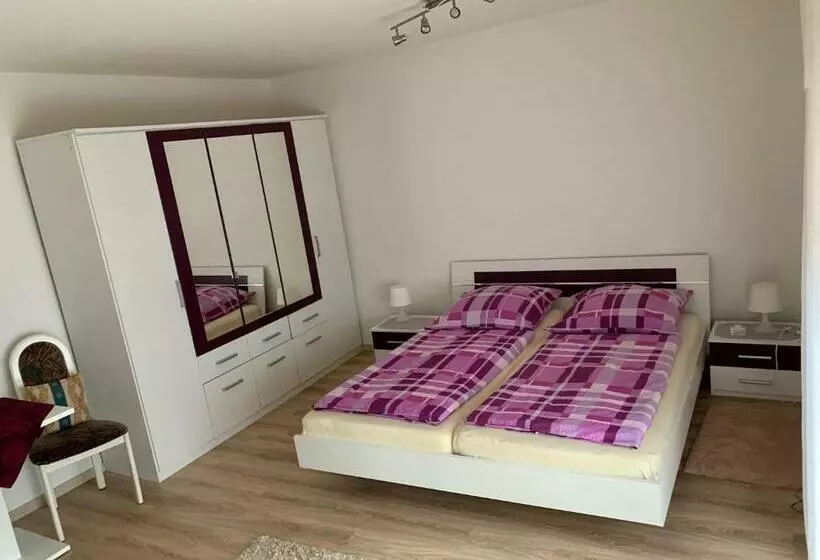 Majatalo Haus Am Burghain