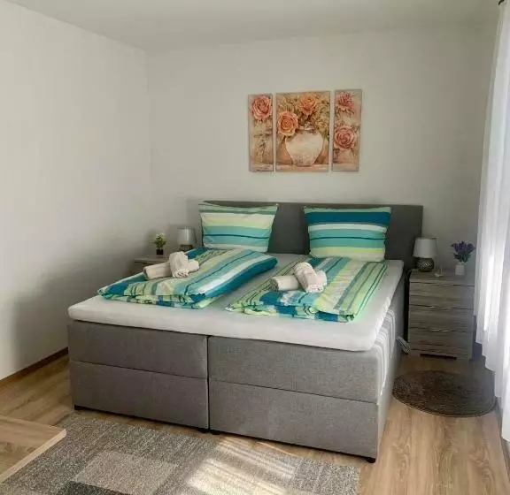 Majatalo Haus Am Burghain