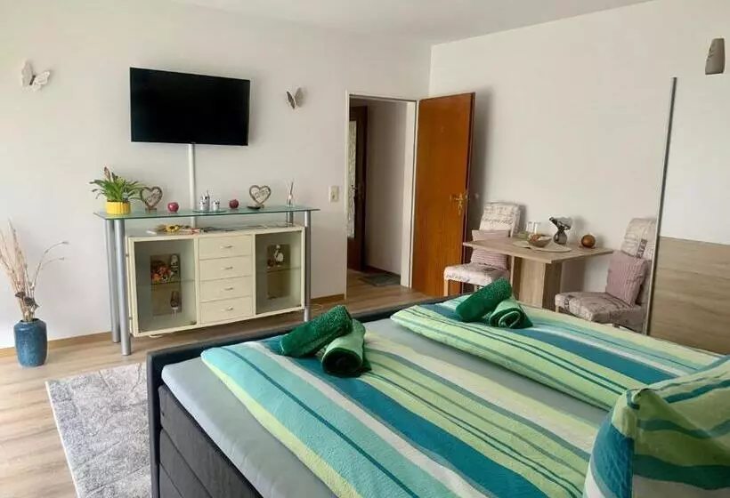 Majatalo Haus Am Burghain