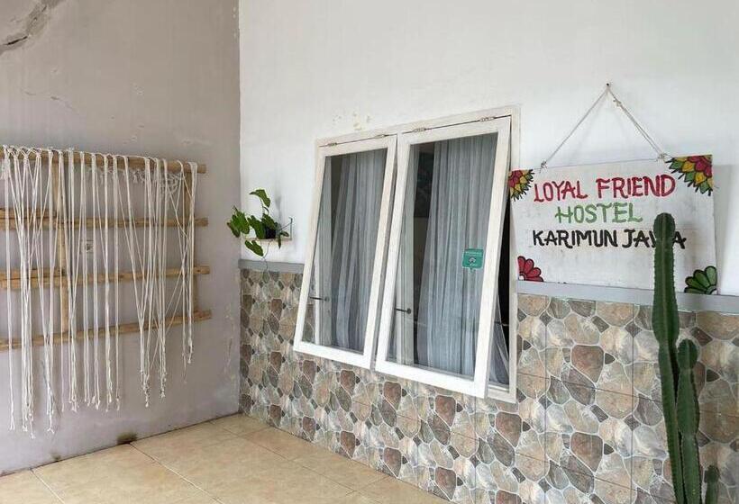 پانسیون Loyal Friend Hostel Karimunjawa