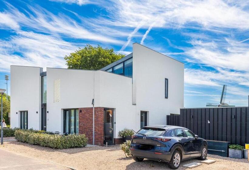 ペンション Roosjesweg 2 Gastenkamer Met Parkeerplaats En Terras Eg