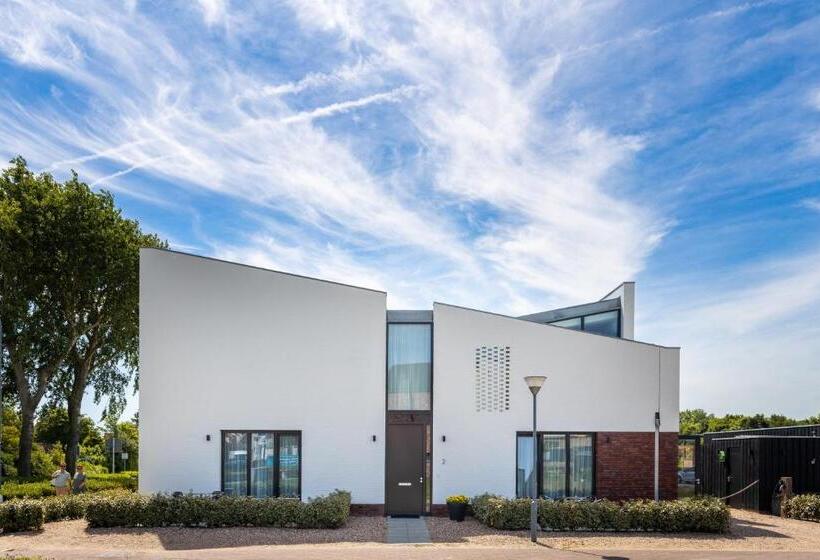 ペンション Roosjesweg 2 Gastenkamer Met Parkeerplaats En Terras Eg