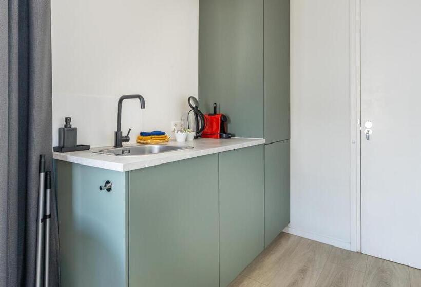 ペンション Roosjesweg 2 Gastenkamer Met Parkeerplaats En Terras Eg