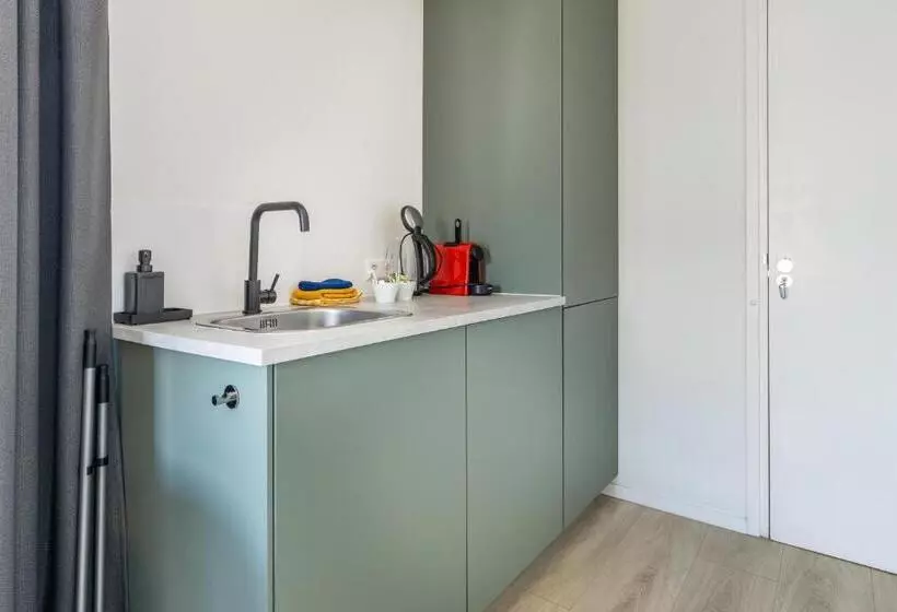 Majatalo Roosjesweg 2 Gastenkamer Met Parkeerplaats En Terras Eg