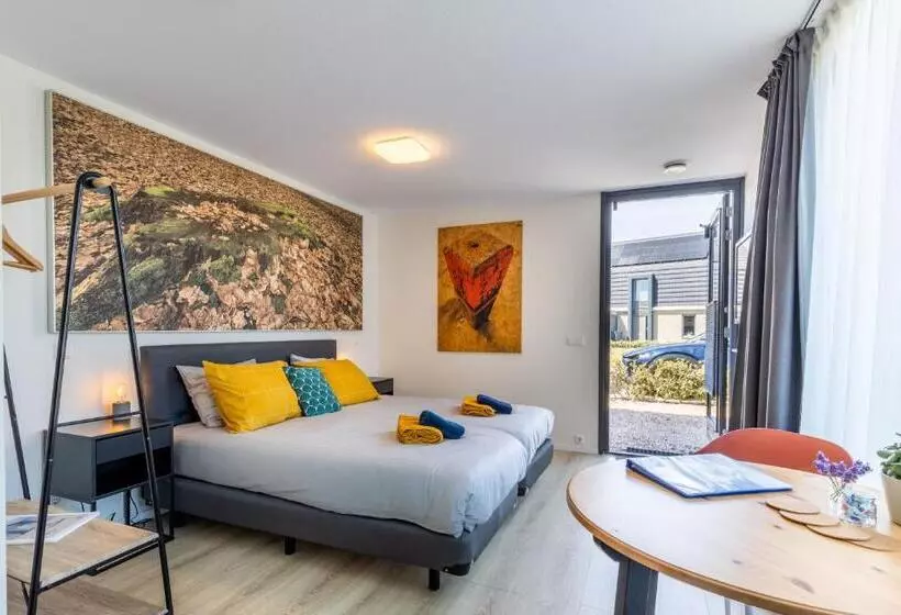 Majatalo Roosjesweg 2 Gastenkamer Met Parkeerplaats En Terras Eg