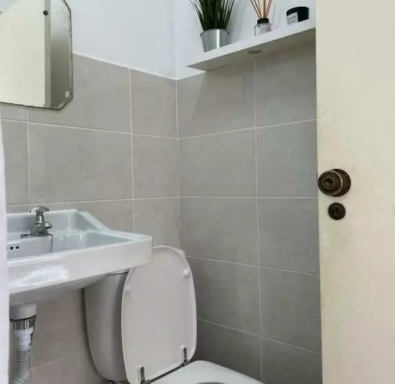 Majatalo Wine Inn Carcavelos Guesthouse