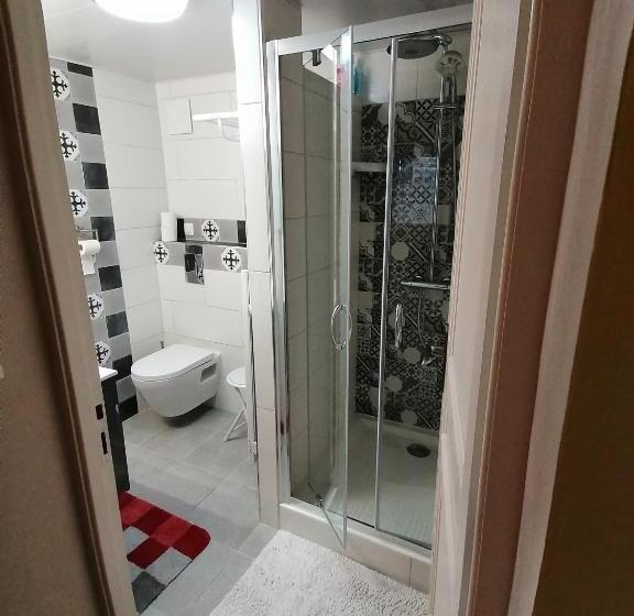 مبيت وإفطار Chambres D Hôtes De L Avison