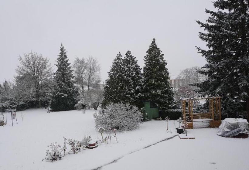 مبيت وإفطار Chambres D Hôtes De L Avison