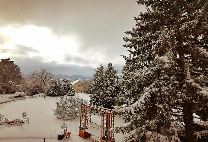 مبيت وإفطار Chambres D Hôtes De L Avison