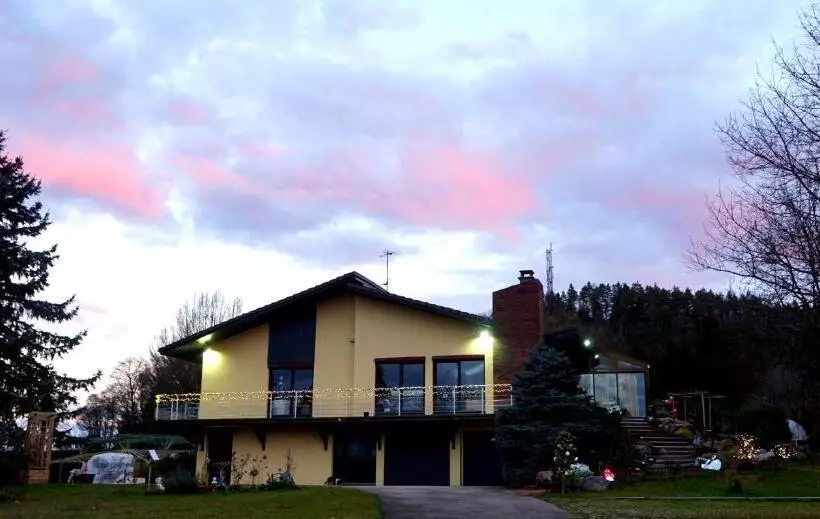 Aamiaismajoitus (B&B) Chambres D Hôtes De L Avison