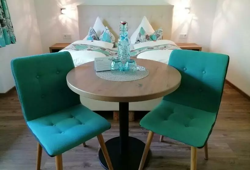 ベッドアンドブレックファースト Pension Claudia Zell Am See