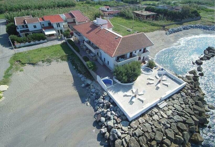 Cannotta Beach   Stromboli