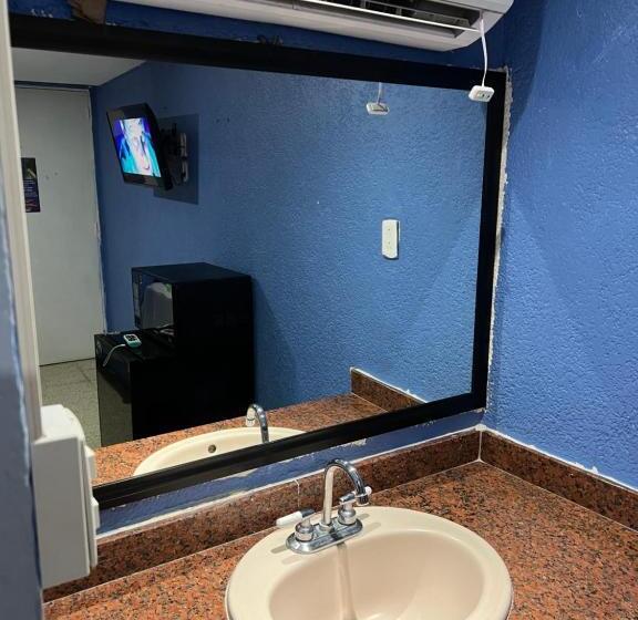 فندق Magallanes Con Cocineta 100 Metros De Playa