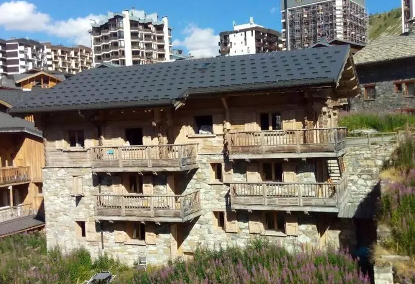 پانسیون Chalet Le Cordava