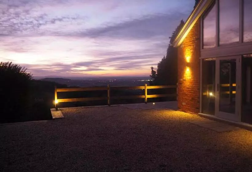 Majatalo Cheltenham View Lodge