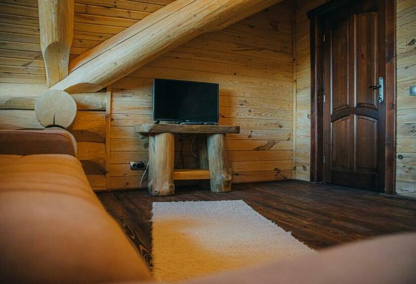 پانسیون Prosilva House