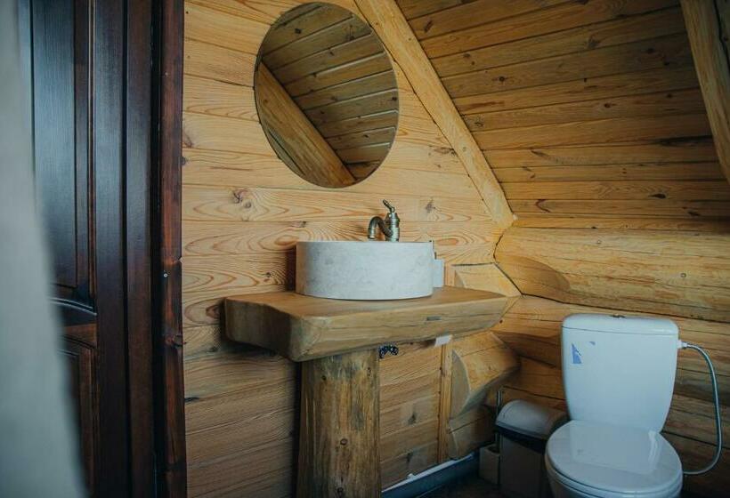 پانسیون Prosilva House