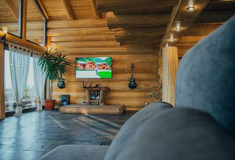 پانسیون Prosilva House