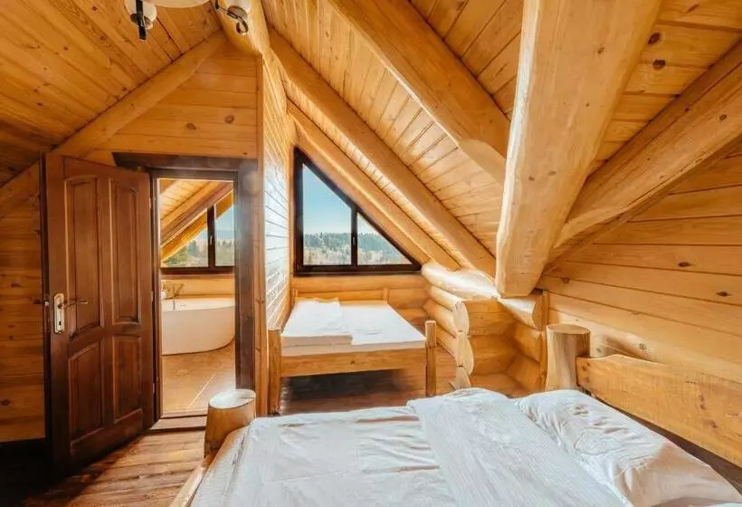 Majatalo Prosilva House