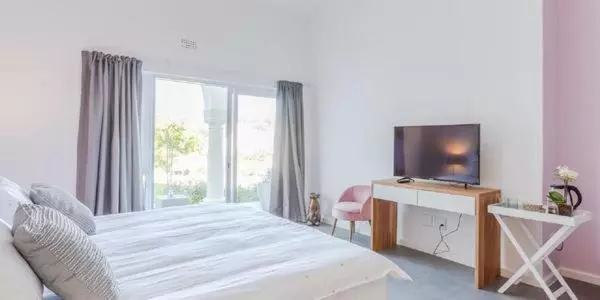 Majatalo The Views Guesthouse