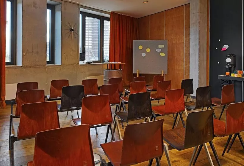 25hours Hotel Hamburg Hafencity