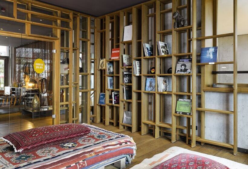 25hours Hotel Hamburg Hafencity