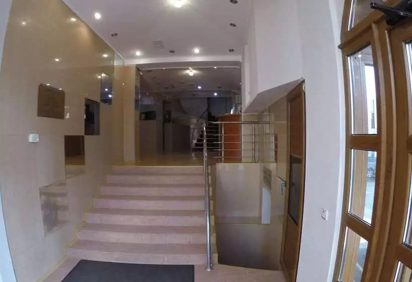 Отель Apollonia