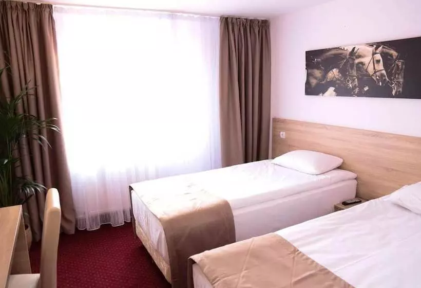 Отель Apollonia