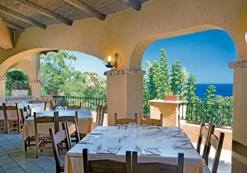 ホテル Arbatax Park Resort Il Villaggio