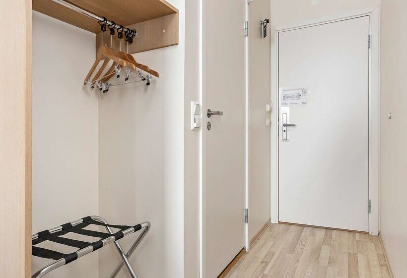 בית מלון כפרי Best Western Leto Arena