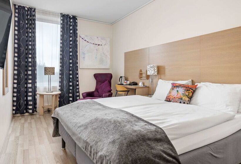 בית מלון כפרי Best Western Leto Arena