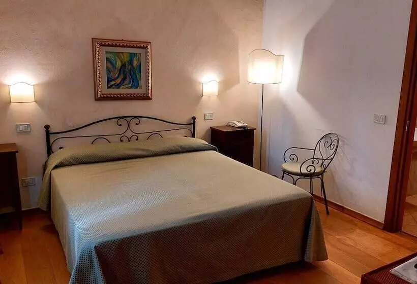 Отель Country Villas Fattoria Le Guardiole