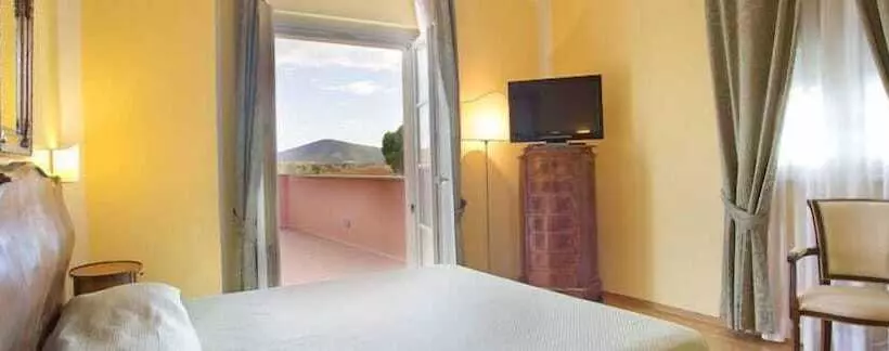 Отель Country Villas Fattoria Le Guardiole