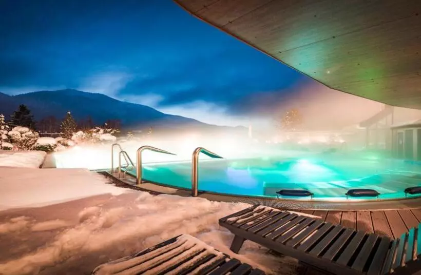 酒店 Ebner S Waldhof Am See Resort & Spa